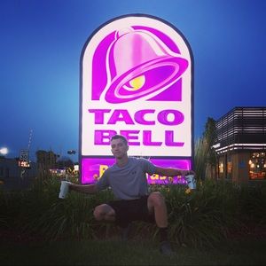 Meet your Posher, Justin